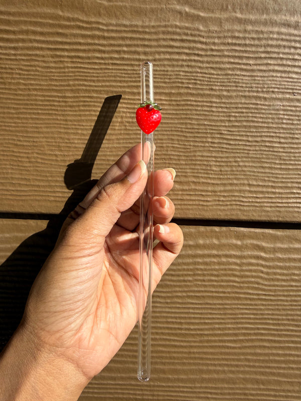 Strawberry Glass Straw with Cleaner